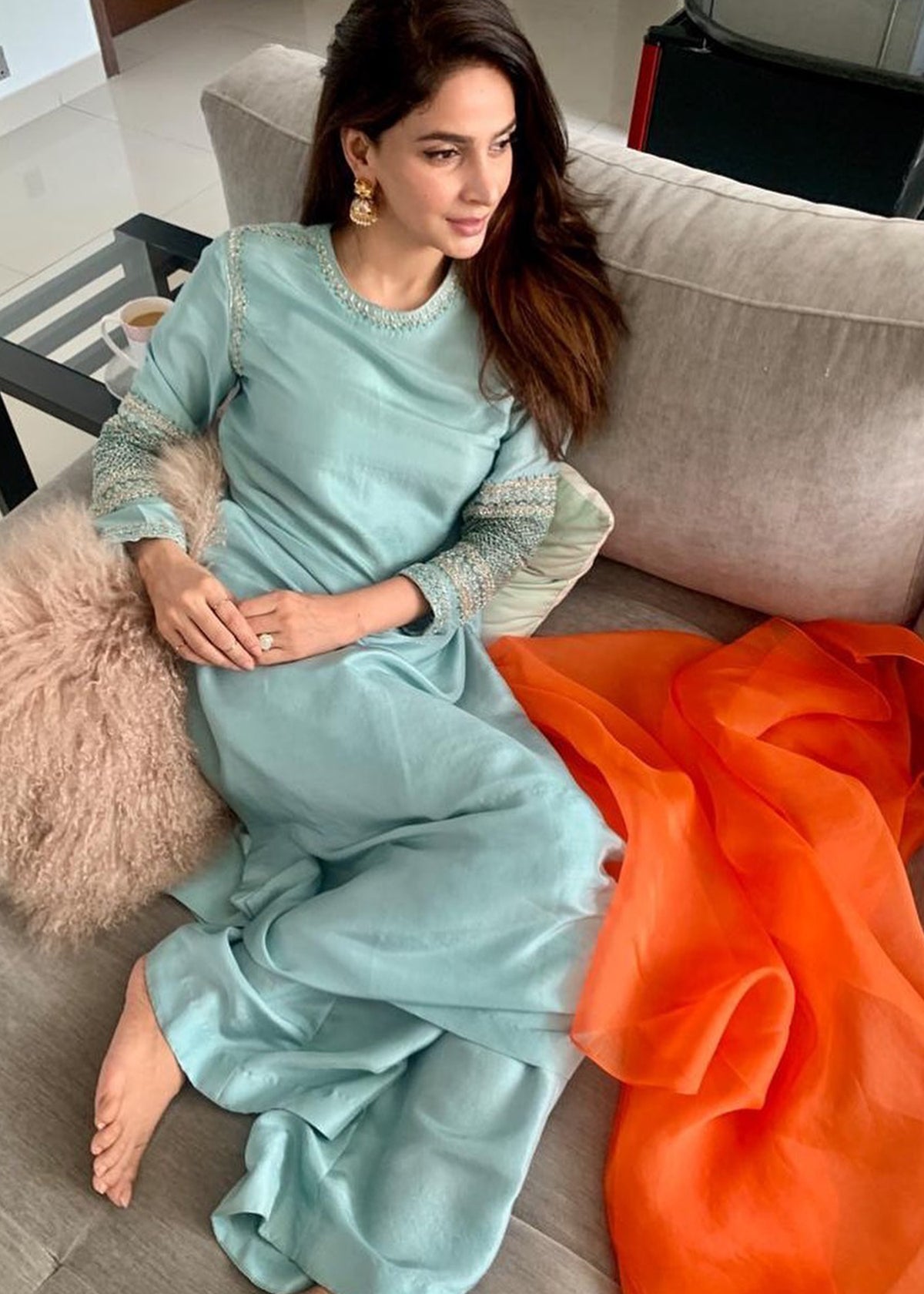 saba qamar dress design Dress Decode | @sabaqamarzaman in Farshi shalwar set by @sadafkanwalfashion . . . . . . . . . . . . . . . #sabaqamar #sabaqamarzaman #sabaqamarofficial